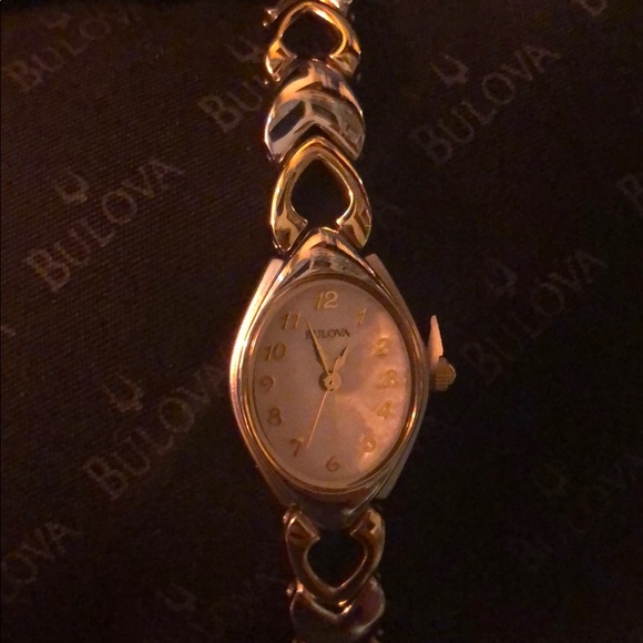 bulova watch - Picture 2 of 3